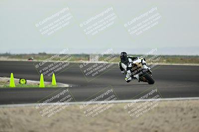 media/Apr-18-2025-TrackDaz (Fri) [[45f5874c44]]/A Group/Session 2 (Turn 10)/